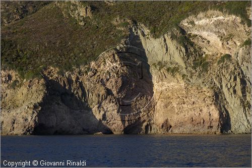 ITALY - TUSCANY - TOSCANA - (Parco dell'Arcipelago Toscano) - ISOLA DI CAPRAIA (LI) - la costa sudoccidentale