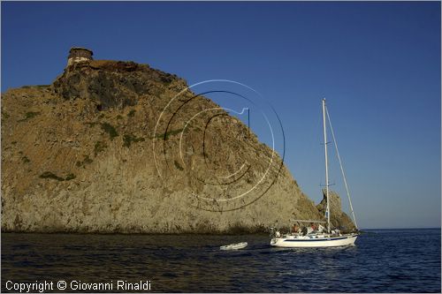 ITALY - TUSCANY - TOSCANA - (Parco dell'Arcipelago Toscano) - ISOLA DI CAPRAIA (LI) - Punta dello Zenobito sulla costa meridionale