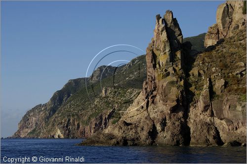 ITALY - TUSCANY - TOSCANA - (Parco dell'Arcipelago Toscano) - ISOLA DI CAPRAIA (LI) - La costa orientale presso la Punta della Civitata
