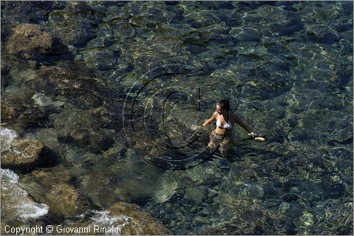 ITALY - TUSCANY - TOSCANA - (Parco dell'Arcipelago Toscano) - ISOLA DI CAPRAIA (LI) - Cala della Mortola lungo la costa nordorientale