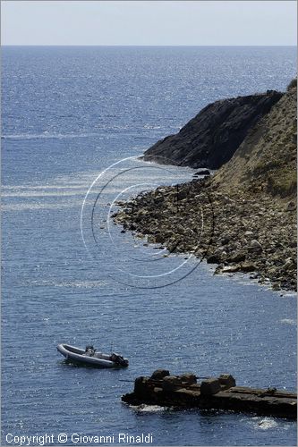 ITALY - TUSCANY - TOSCANA - ISOLA D'ELBA (LI) - la spiaggia presso Punta della Calamita