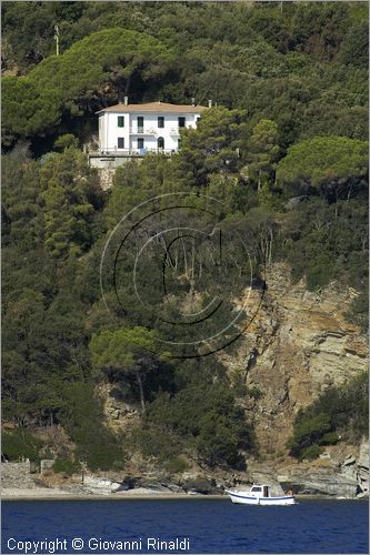 ITALY - TUSCANY - TOSCANA - ISOLA D'ELBA (LI) - la costa est presso Cavo