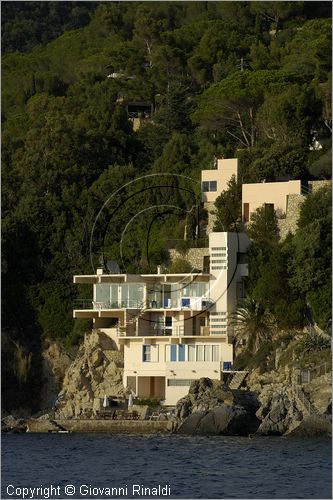 ITALY - TUSCANY - TOSCANA - ISOLA D'ELBA (LI) - una casa tra le rocce del Golfo di Biodola presso Scaglieri - Forno