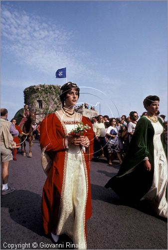 ITALY - AMALFI (SA)
Regata Storica delle Antiche Repubbliche Marinare
(si svolge ad Amalfi ogni 4 anni - l'ultima  stata nel 2001)
corteo storico