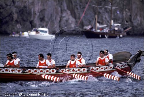 ITALY - AMALFI (SA)
Regata Storica delle Antiche Repubbliche Marinare
(si svolge ad Amalfi ogni 4 anni - l'ultima  stata nel 2001)
la gara