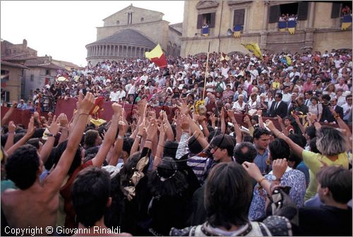 ITALY - AREZZO - Giostra del Saracino (ultima domenica di agosto e prima di settembre)
la vittoria