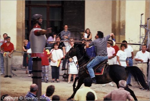 ITALY - AREZZO - Giostra del Saracino (ultima domenica di agosto e prima di settembre)
le prove della corsa