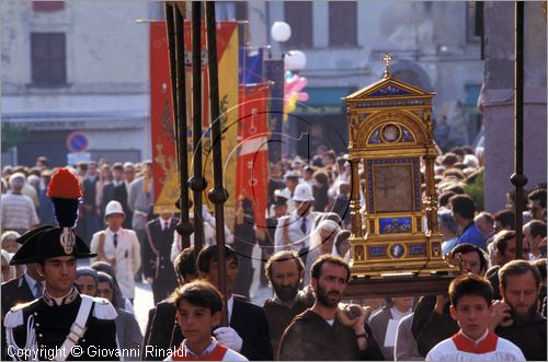 ITALY - BOLSENA (VT)
Infiorata e Processione del Corpus Domini