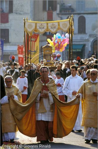 ITALY - BOLSENA (VT)
Infiorata e Processione del Corpus Domini