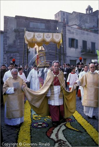 ITALY - BOLSENA (VT)
Infiorata e Processione del Corpus Domini