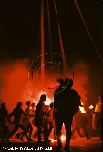 ITALY - ASSISI (PG)
Calendimaggio (primi di maggio)
La citt rivive l'epoca medievale per celebrare il ritorno della primavera