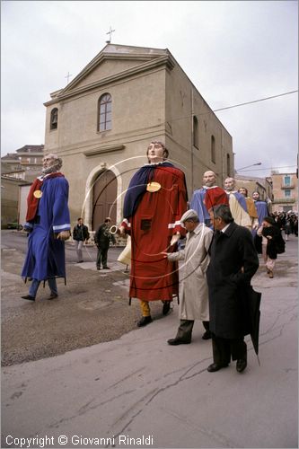 ITALY - SAN CATALDO (CL)
Sfilata degli Apostoli Giganti (Domenica di Pasqua)