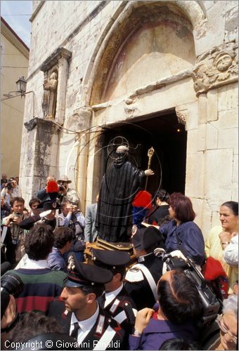 ITALIY - COCULLO (AQ)
Festa dei Serpari di San Domenico (primo gioved di Maggio)