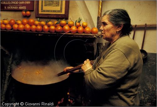 ITALY
COLLELONGO (AQ)
Festa delle Cottore (Sant'Antonio Abate, 16 gennaio)
Cottora Tozz