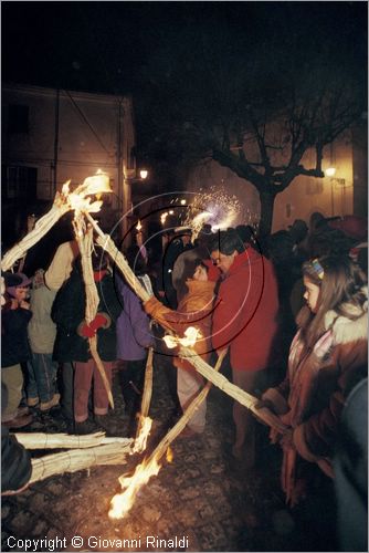 ITALY
COLLELONGO (AQ)
Festa delle Cottore (Sant'Antonio Abate, 16 gennaio)
Processione con le fiaccole