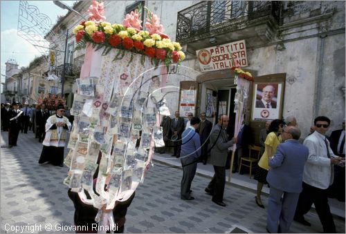 ITALY - PALAZZO SAN GERVASIO (PZ)
Festa di Sant'Antonio da Padova (13 giugno)
processione