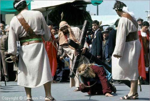ITALY - MARSALA (TP)
Processione del Giovedì Santo
quadri viventi della passione