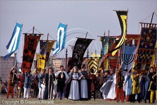 ITALY - ORIA (BR)
Corteo Storico di Federico II e Torneo dei Rioni (prima decade di agosto)
rievocazione del 10 Agosto del 1225 quando Federico II° giunse in Oria con la sua corte per attendere la promessa sposa, Isabella di Brienne