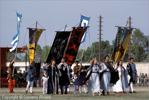 ITALY - ORIA (BR)
Corteo Storico di Federico II e Torneo dei Rioni (prima decade di agosto)
rievocazione del 10 Agosto del 1225 quando Federico II giunse in Oria con la sua corte per attendere la promessa sposa, Isabella di Brienne