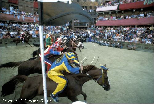 ITALY - SIENA
Il Palio (2 luglio e 16 agosto)
la "mossa"