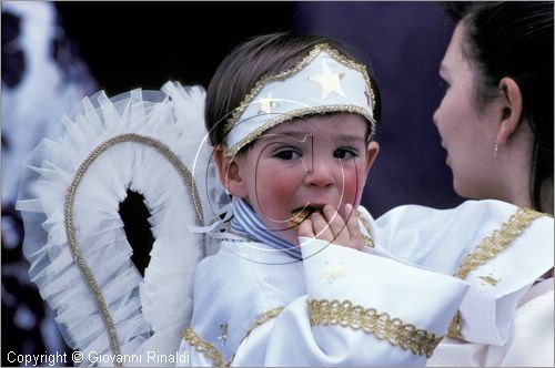 ITALY - RAPINO (CH)
Festa delle Verginelle (prima domenica di maggio)
angioletto
