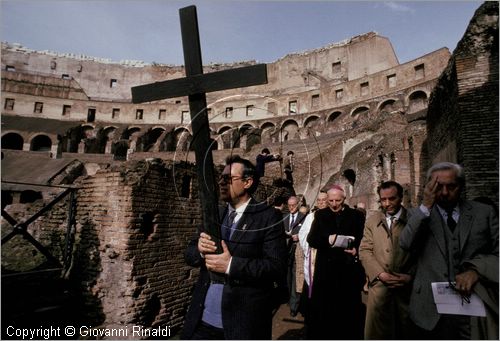 ITALY - ROMA
Via Crucis della Confraternita dei Sacconi all'interno del Colosseo (Settimana Santa)