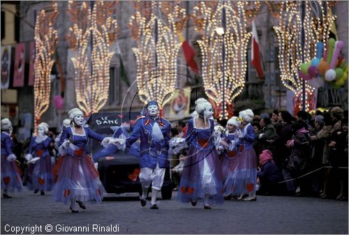 ITALY - RONCIGLIONE (VT)
Carnevale
gruppi mascherati che sfilano per le vie della citt
