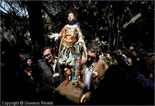 ITALY - CAGLIARI
Sagra di Sant'Efisio (1-4 maggio)
la processione porta la statua del Santo in un cocchio trainato da buoi dalla chiesa di Stampace a Cagliari fino a Nora, luogo del martirio.
una sosta lungo il percorso