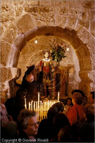 ITALY - CAGLIARI
Sagra di Sant'Efisio (1-4 maggio)
la processione porta la statua del Santo in un cocchio trainato da buoi dalla chiesa di Stampace a Cagliari fino a Nora, luogo del martirio.
sosta nella chiesetta di Nora
