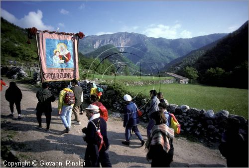 ITALY - VALLEPIETRA (RM)
Pellegrinaggio al Santuario della SS.Trinit (SS.Trinit)