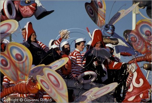ITALY - VIAREGGIO (LU)
Il Carnevale
sfilata di carri allegorici