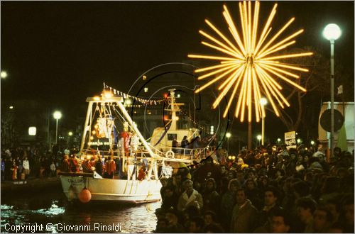 ITALY - VIAREGGIO (LU)
Il Carnevale
carnevale in darsena