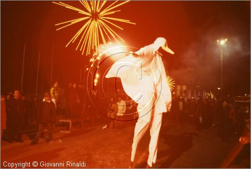 ITALY - VIAREGGIO (LU)
Il Carnevale
carnevale in darsena