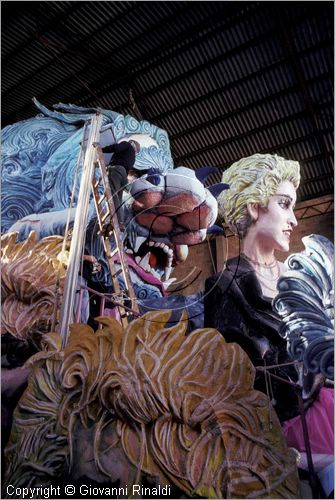 ITALY - VIAREGGIO (LU)
Il Carnevale
capannoni dei carri allegorici