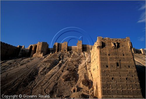 SYRIA - ALEPPO - veduta della Cittadella al tramonto