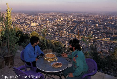 SYRIA - DAMASCO - veduta della citt al tramonto dalla collina Jebel Qassioun, qui i damasceni vengono a ristorarsi lontani dal caos