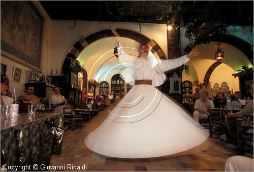 SYRIA - DAMASCO - esibizione di danza di dervisci in un ristorante nella vecchia citt