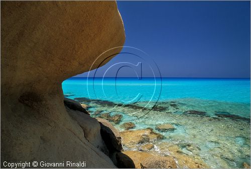 EGYPT - Marsa Matrouh - tratto di costa a circa 25 chilometri ad ovest della citt presso Ageebah Beach