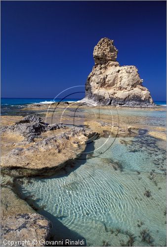 EGYPT - Marsa Matrouh - Bagni di Cleopatra, tratto di costa ovest della citt