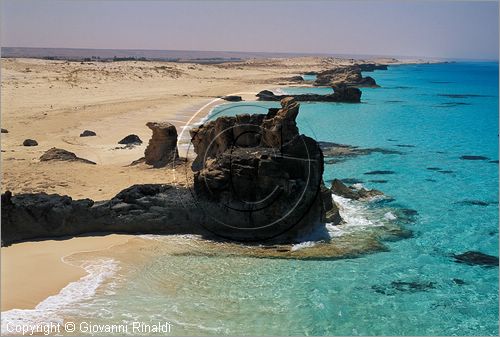 EGYPT - Marsa Matrouh - tratto di costa a circa 30 chilometri ad ovest della citt