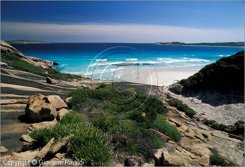 Australia Occidentale - Esperance - la costa ad ovest della citt - West Beach