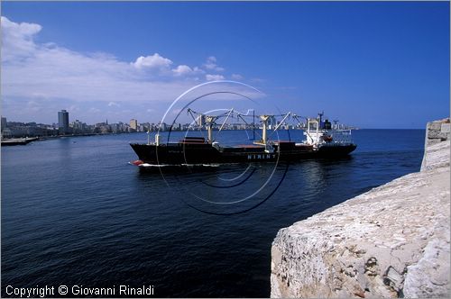 CUBA - HAVANA - veduta dell'imboccatura del porto dalla Fortaleza del Morro
