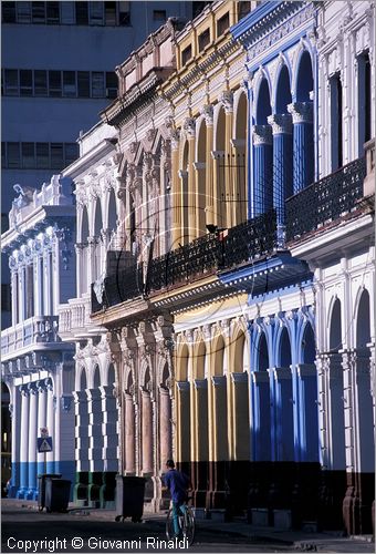 CUBA - HAVANA - Centro Habana - Paeso del Prado