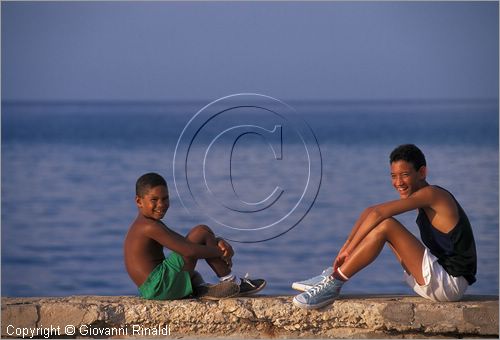 CUBA - HAVANA - Cojimar - piccolo villaggio sulla costa ad est della citt