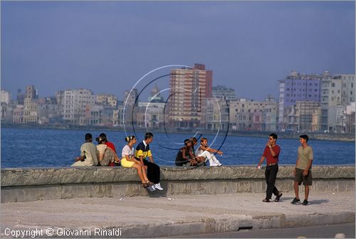 CUBA - HAVANA - Malecom Tradicional