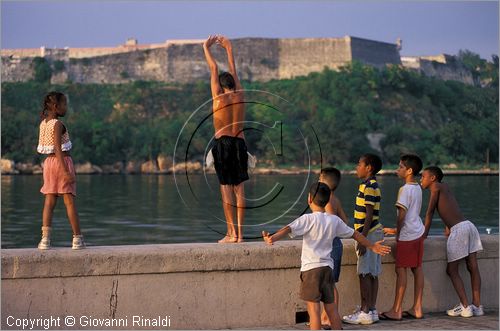 CUBA - HAVANA - Malecom Tradicional