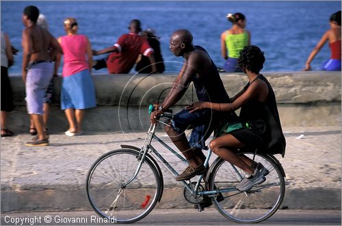 CUBA - HAVANA - Malecom Tradicional