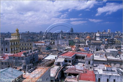 CUBA - HAVANA - La Habana Vieja - veduta della citt dalla torre campanaria del convento di San Francisco