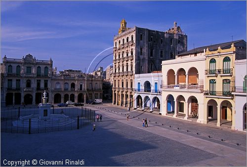 CUBA - HAVANA - La Habana Vieja - Plaza Vieja