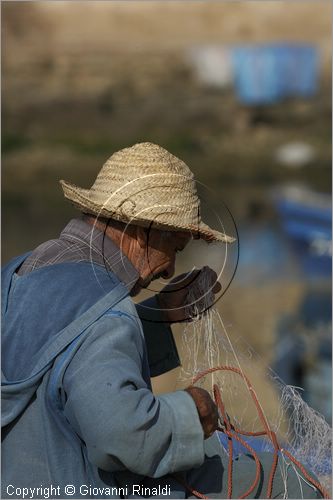 MAROCCO - MAROC - MOROCCO - ESSAOUIRA - le tipiche barche nel porto